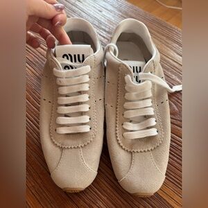 Miu Miu Plume sand beige Suede Sneakers size 36